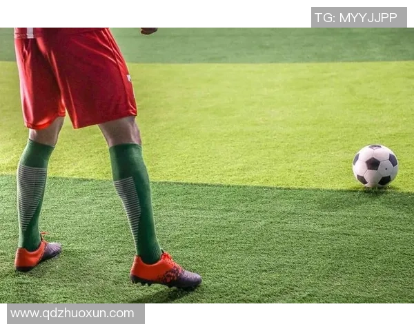 踢足球却因体重被戏称为胖球星他们依然凭实力打破偏见