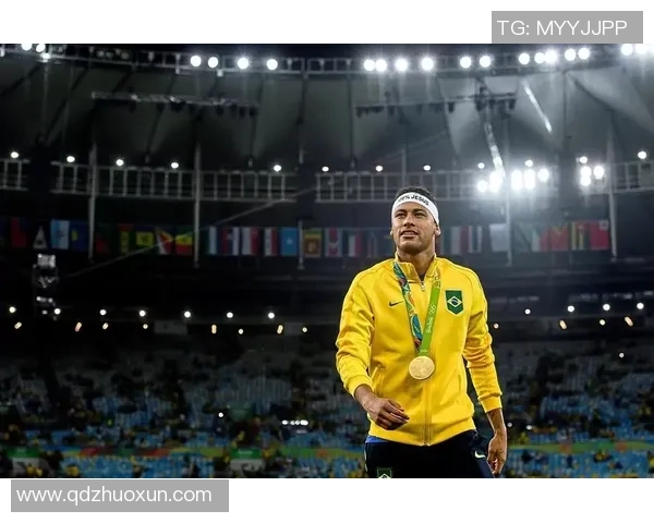 足坛巨星风采全记录呈现绿茵场上激情与荣耀瞬间